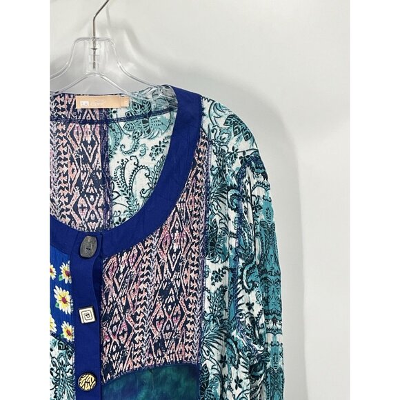 La Cera Funky Print Art to Wear Long Sleeve Top Sz 1X Wooden Buttons - Picture 2 of 7